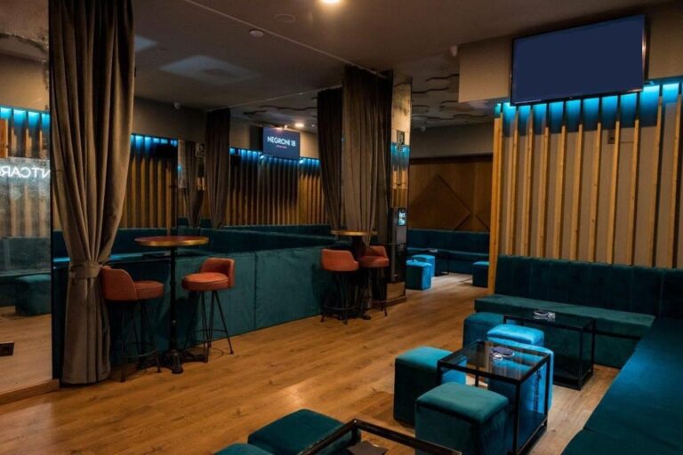 organiza tus fiestas privadas en Madrid en salas para fiestas privadas