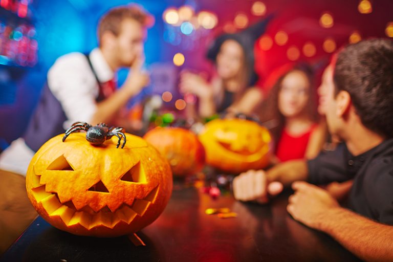 el alquiler de locales para fiestas privadas en Madrid te permitirá organizar eventos sociales