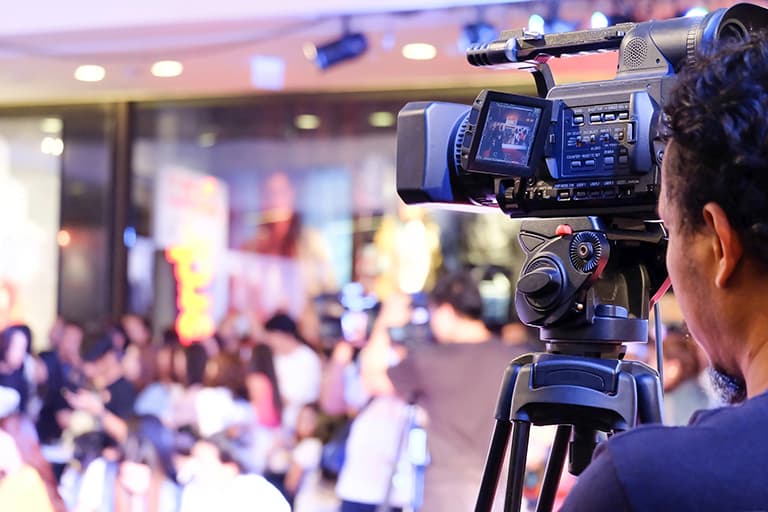 ofrecemos servicios de video profesional para tus eventos y fiestas en madrid